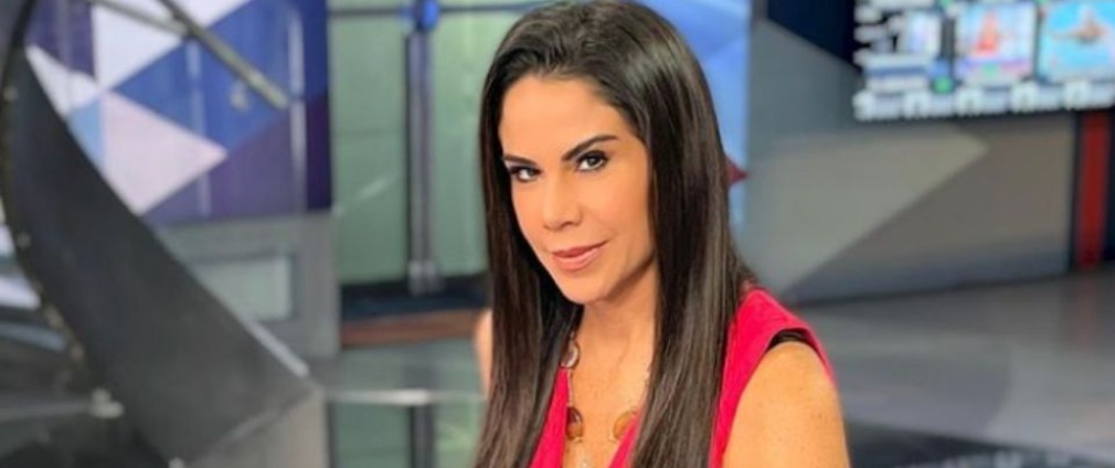 contratar a paola rojas