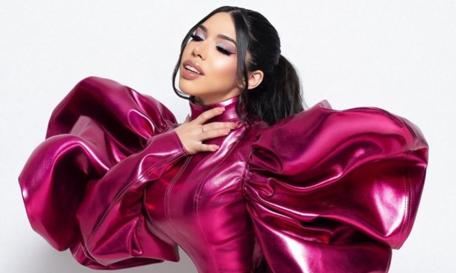 contratar a yeri mua