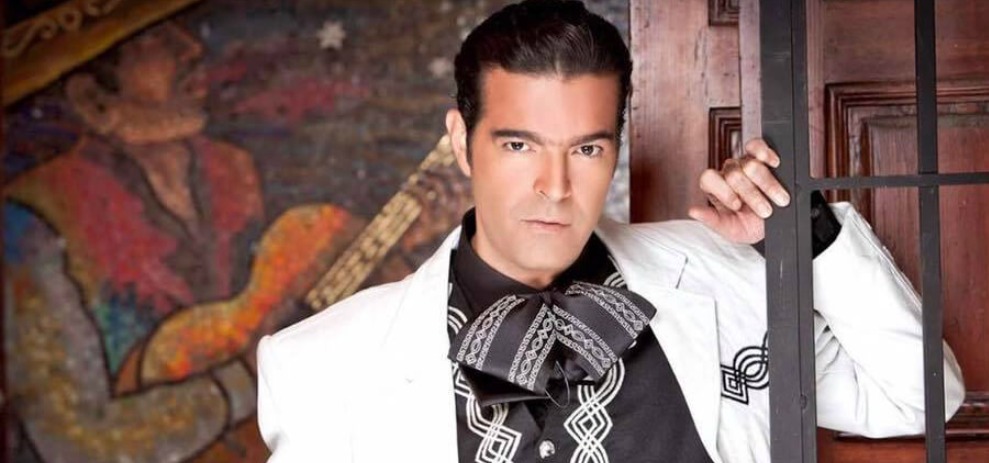 contratar a pablo montero